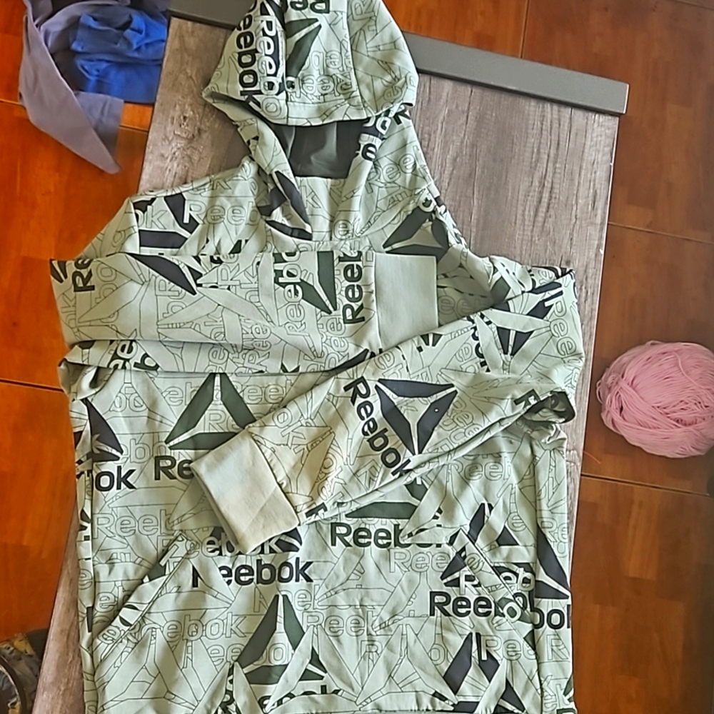 Reebok hoodie green large